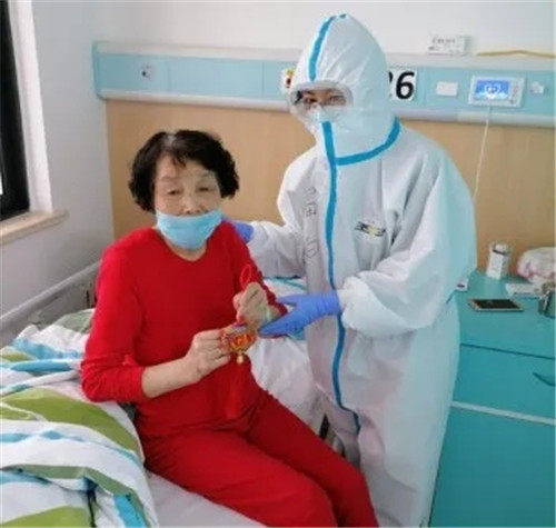 我科学家研发超高速光电计算芯片 计算耗时仅为现有高性能芯片万分之三