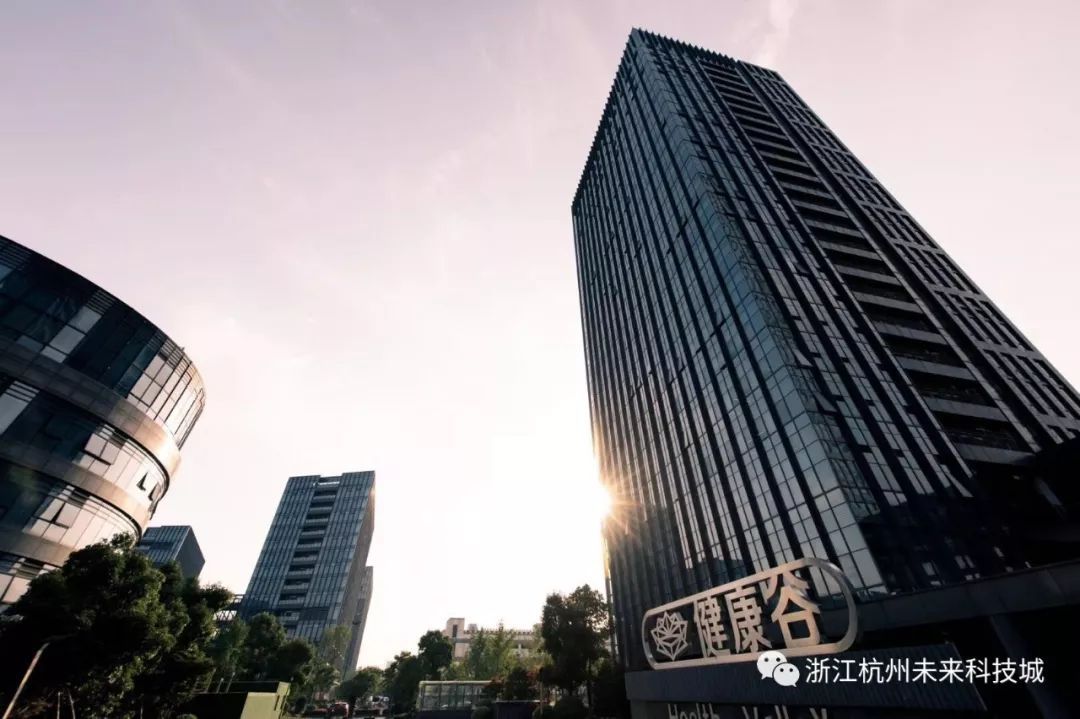 精准放疗 精准靶向 肺癌放疗“双精准”规范化诊疗项目西南地区协作中心成立