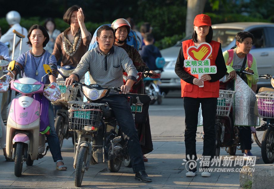 志愿服务 情暖赛场内外