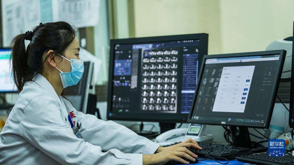 数字医疗让健康服务更优质可及 推动治疗精准化