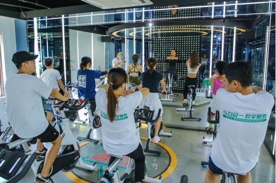 血管健康“益起爱”新声邀您共赴温暖之旅 ——“血管新声代“健康普及公益项目